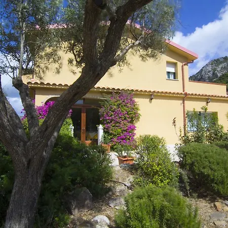 Farm stay Sa Rocca *
